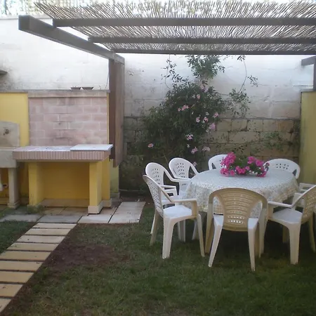 Cenate Apartman *